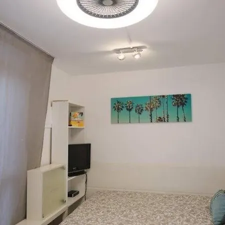 First Line Studio Playa del Ingles (Gran Canaria)